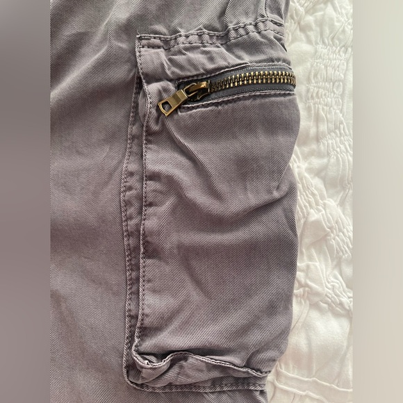 YOUNG FABULOUS AND BROKE JOGGERS - Picture 2 of 4